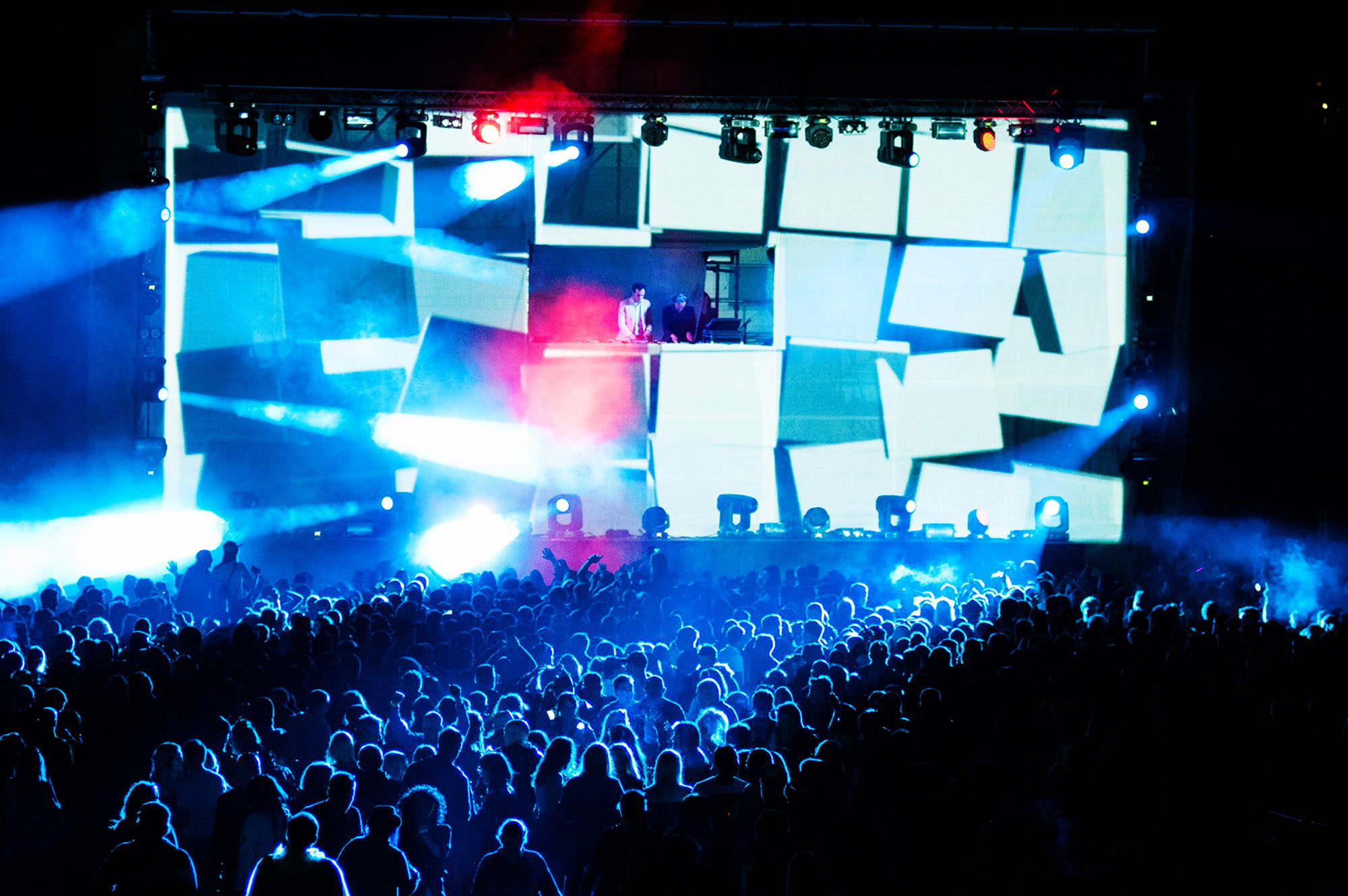 Groove music festival show projections, VJ set live