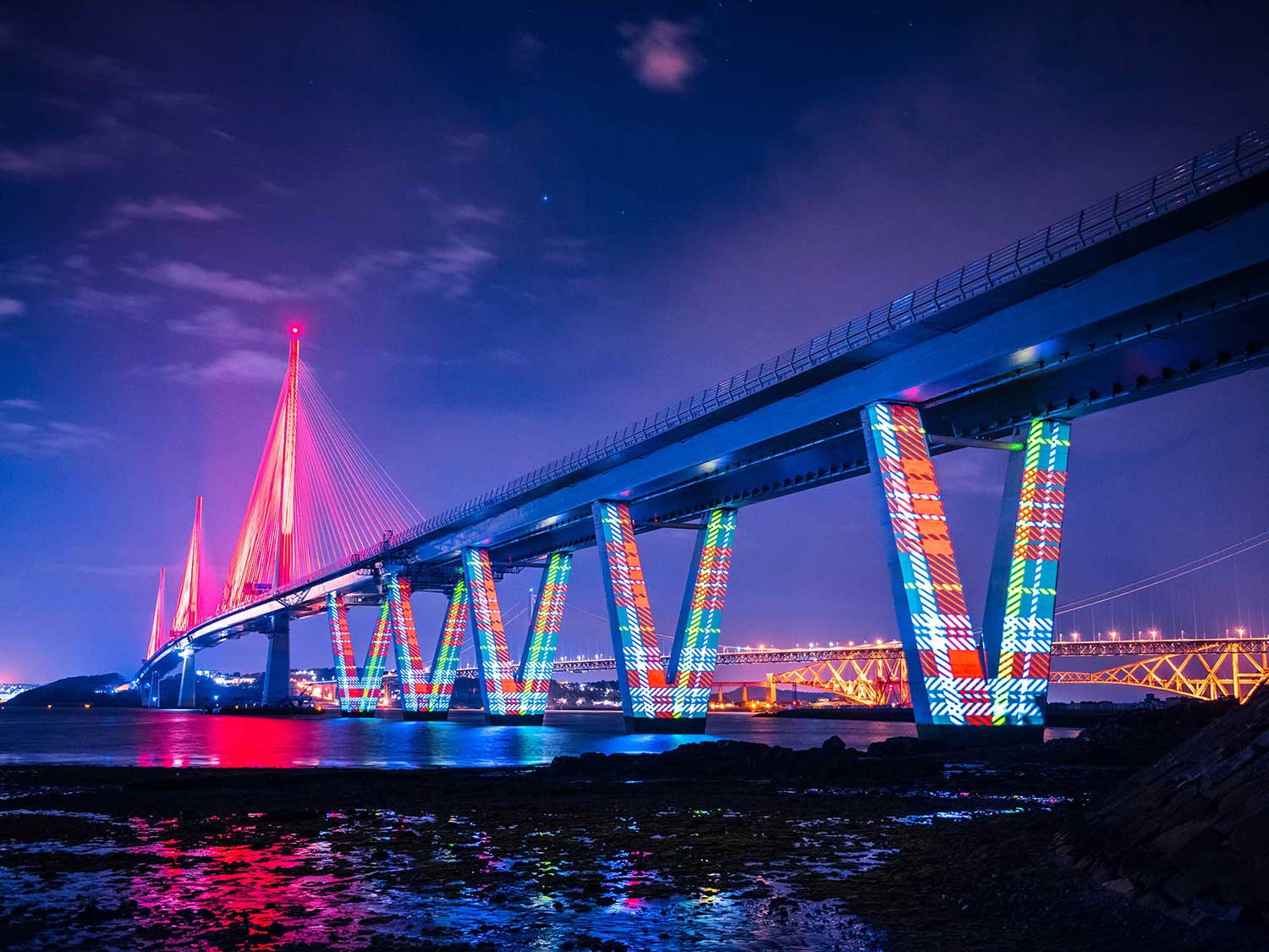 Queensferry Crossing projection, projection mapping technology, 3d projection mapping, video mapping